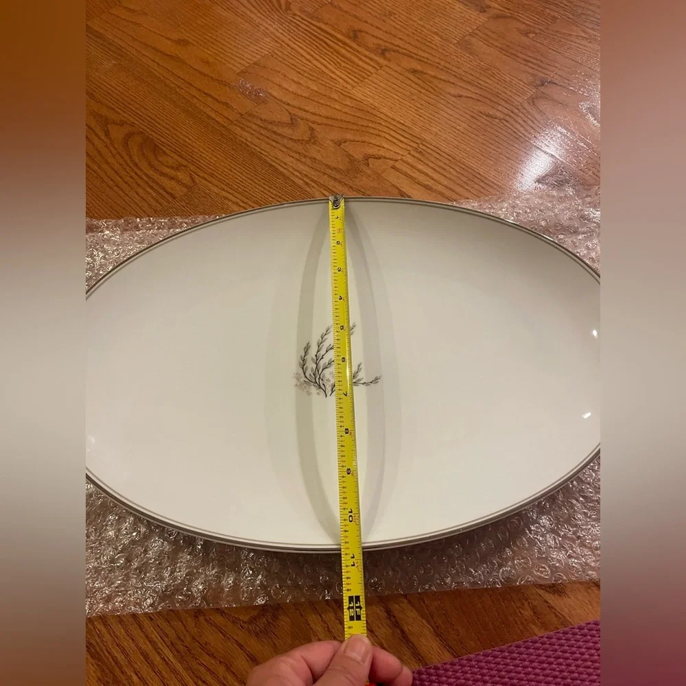 Large 16” Noritake China Japan 5509 Candice oval serving platter